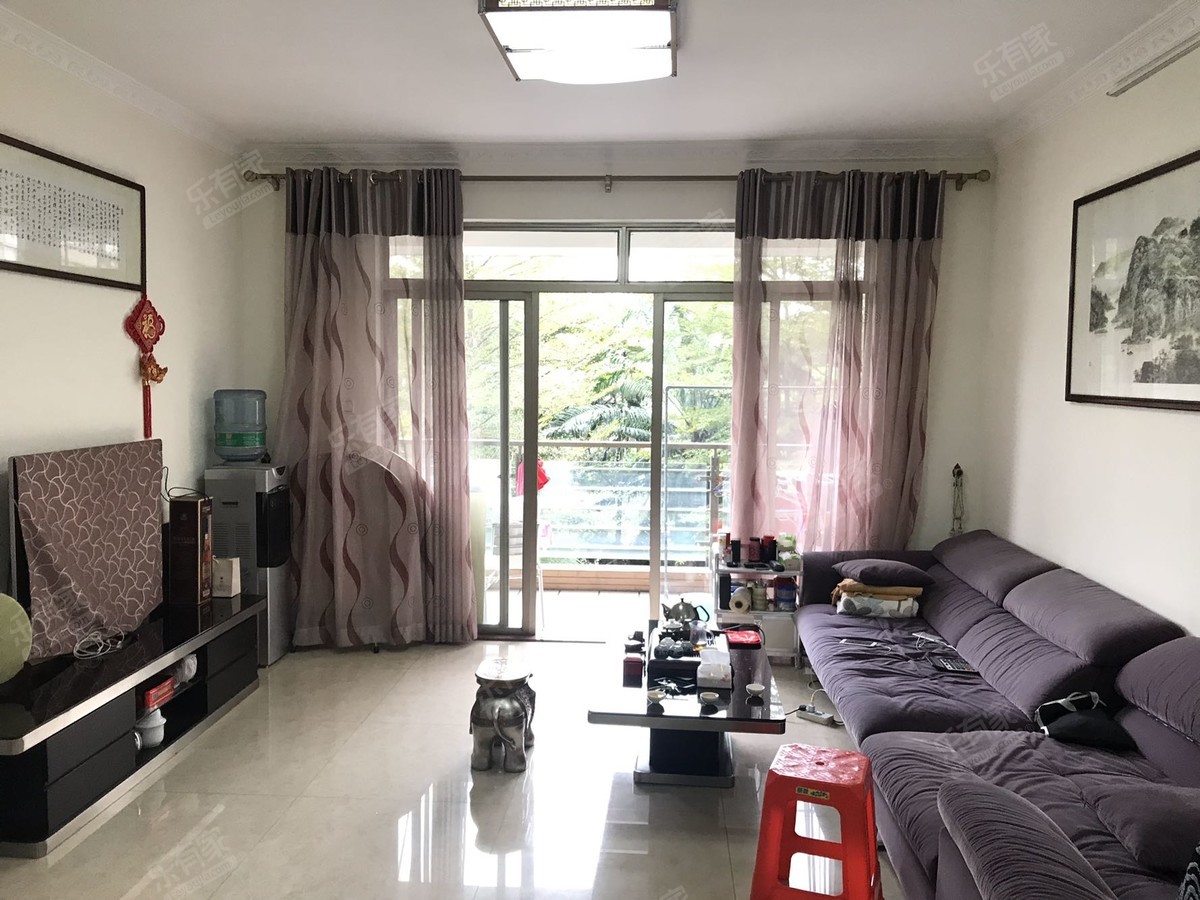 来宾二手房最新动态更新，最新房源及市场走势报告
