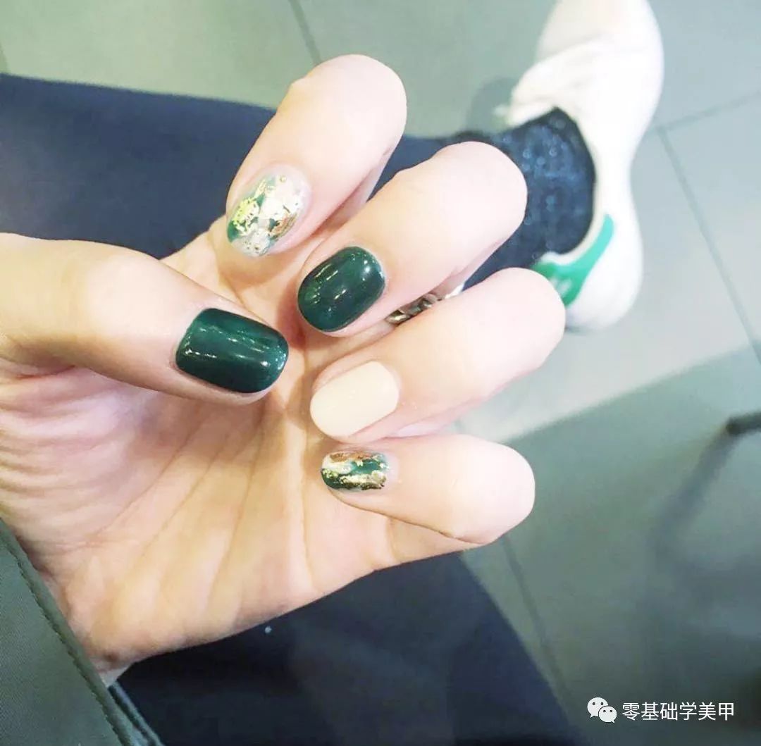 美甲最新款式蓝色,美甲最新款式蓝色，引领时尚潮流的色彩魅力