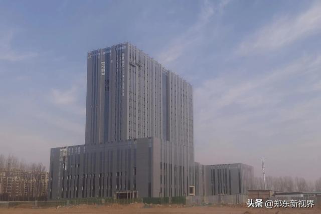 中国最新央企中的活力角落，小明的职场生活故事
