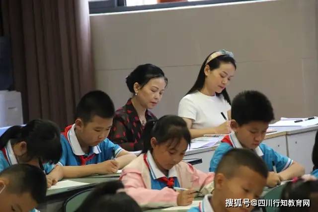南宁最新电动车引领城市出行新潮流