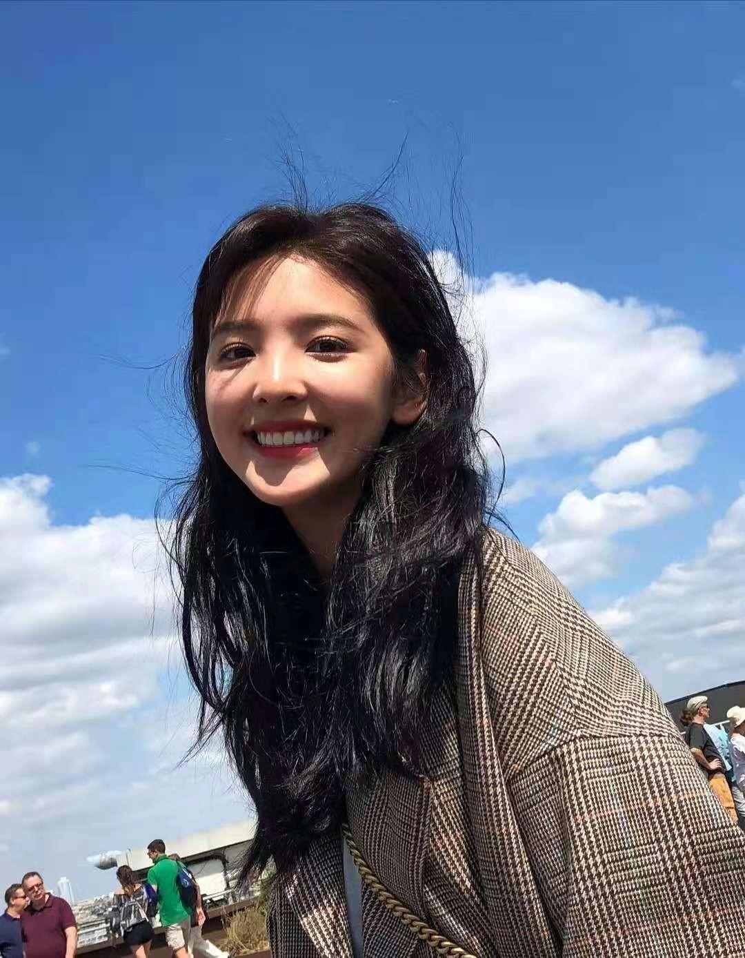 许光汉最新头像，自然美景之旅的轻松探索