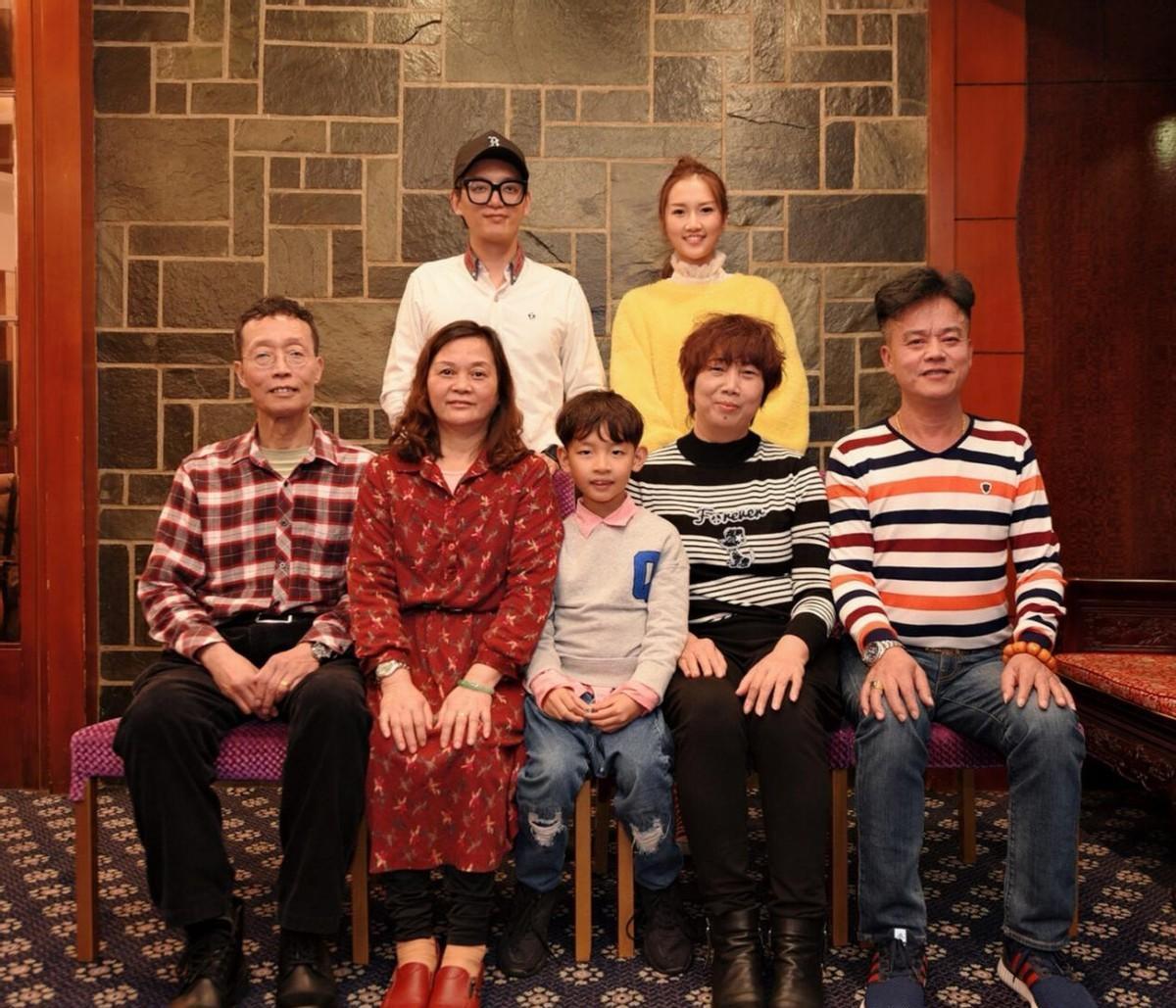 男童最新发型，巷弄中的时尚秘密探索